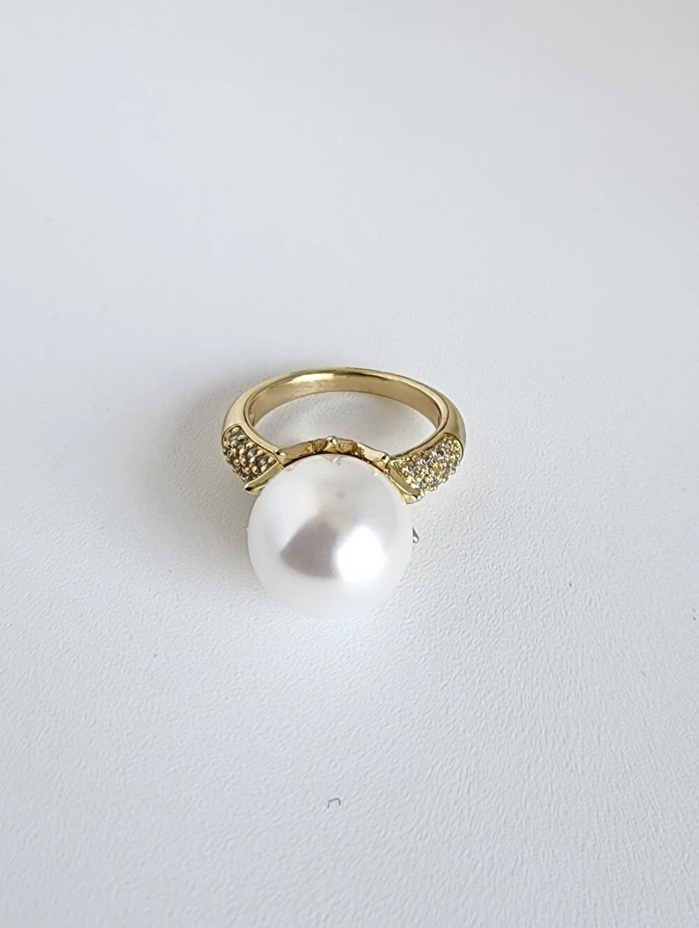 Gold Tone Pearl Statement Ring CZ Crown Setting Size 7 1/2